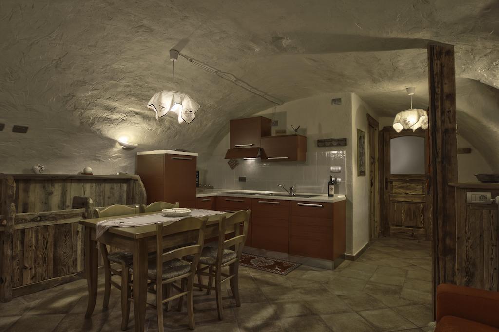 Maison Peroulaz Charvensod الغرفة الصورة